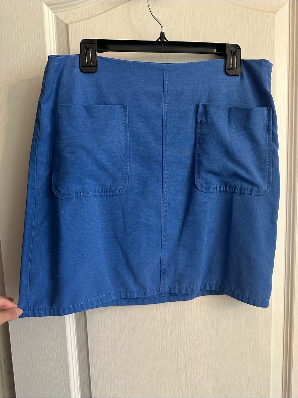 LOFT Linen Blend Blue Mini Skirt with Front Patch Pockets